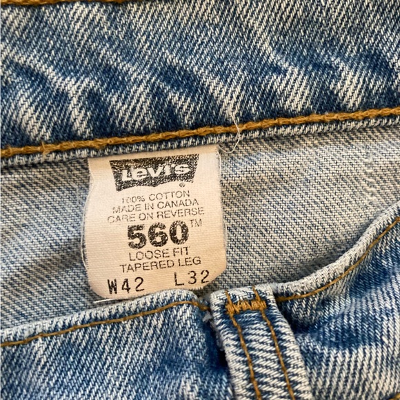 Vintage Levi’s 560 Jeans Denim Loose Fit Tapered Leg Size 40x32 Retro Light Wash - Picture 2 of 11
